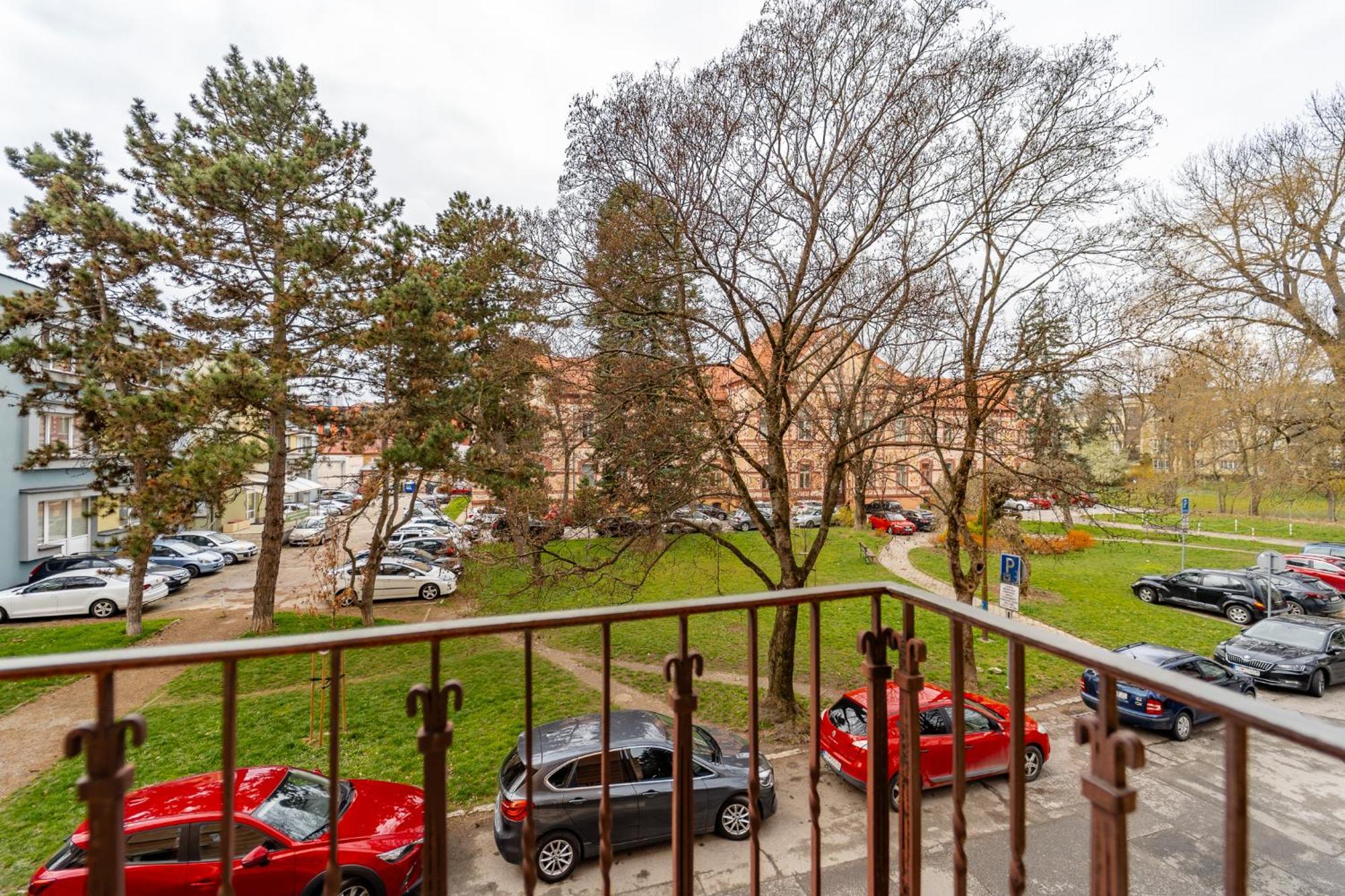 AH Park Angelinum Appartement Košice Buitenkant foto