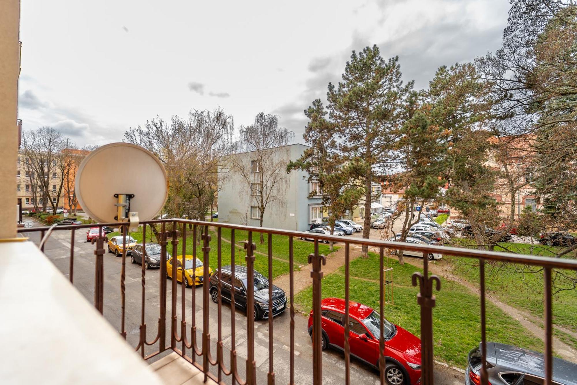 AH Park Angelinum Appartement Košice Buitenkant foto